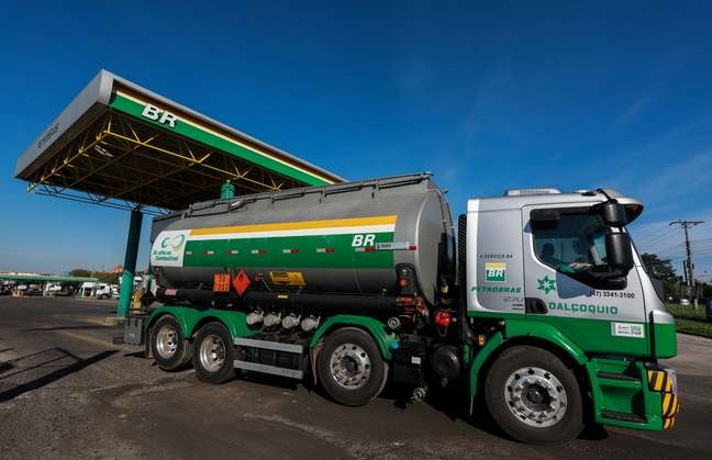 Petrobras aumenta os preços do diesel e gasolina mais uma vez